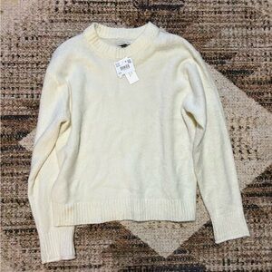 American Eagle NWT So Soft Cozy Cream Sweater XS